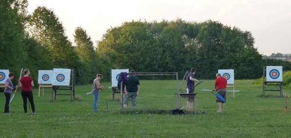 http://www.bavaria-gerolfing.de/images/Bogenstand.jpg